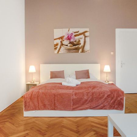 Commodious 3Br Apt. Ideal For Families And Friends Apartment Vienna Exterior photo